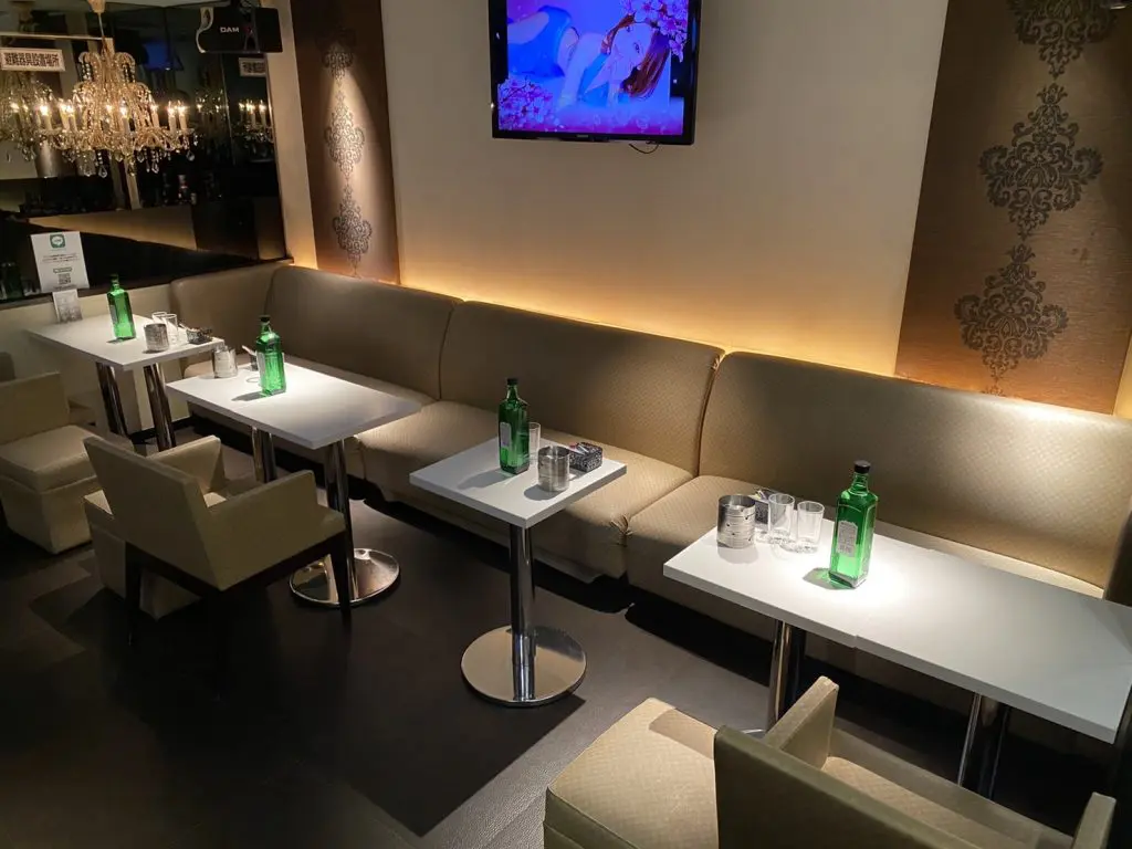 Club 蒼 店内1