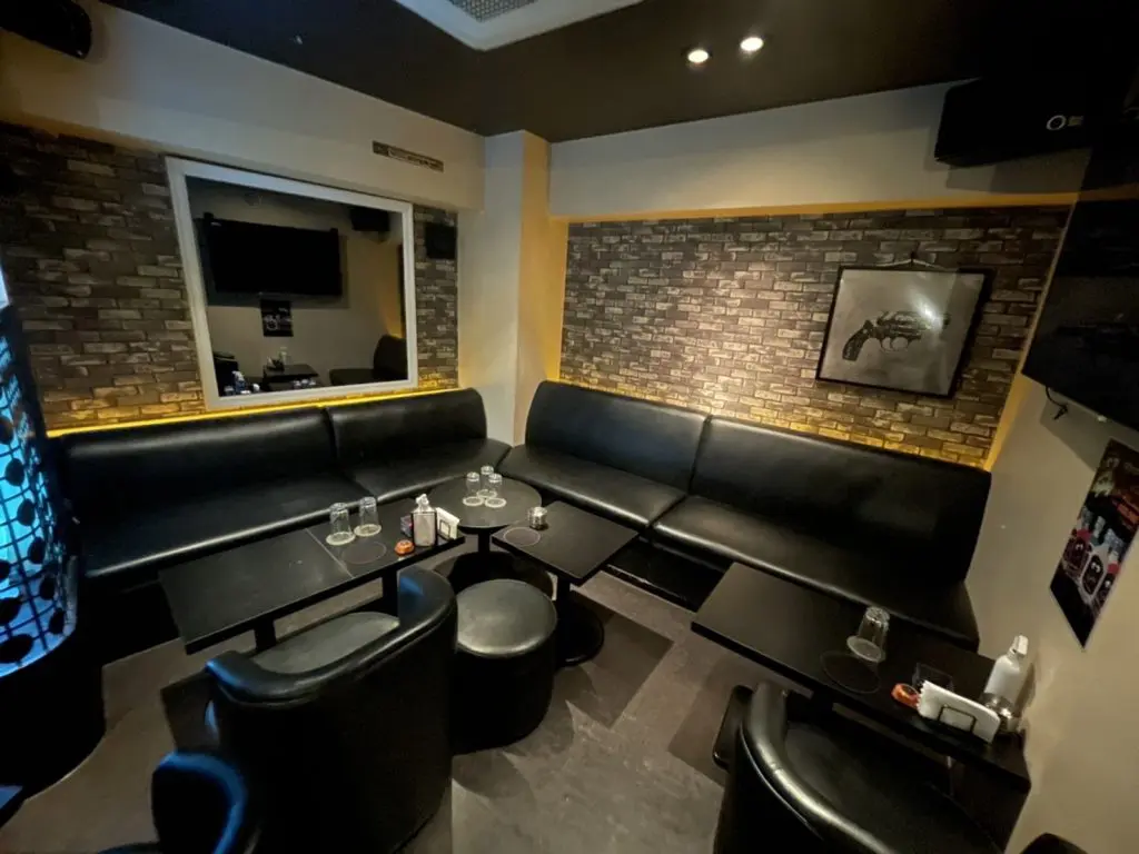 Club 粋 店内1